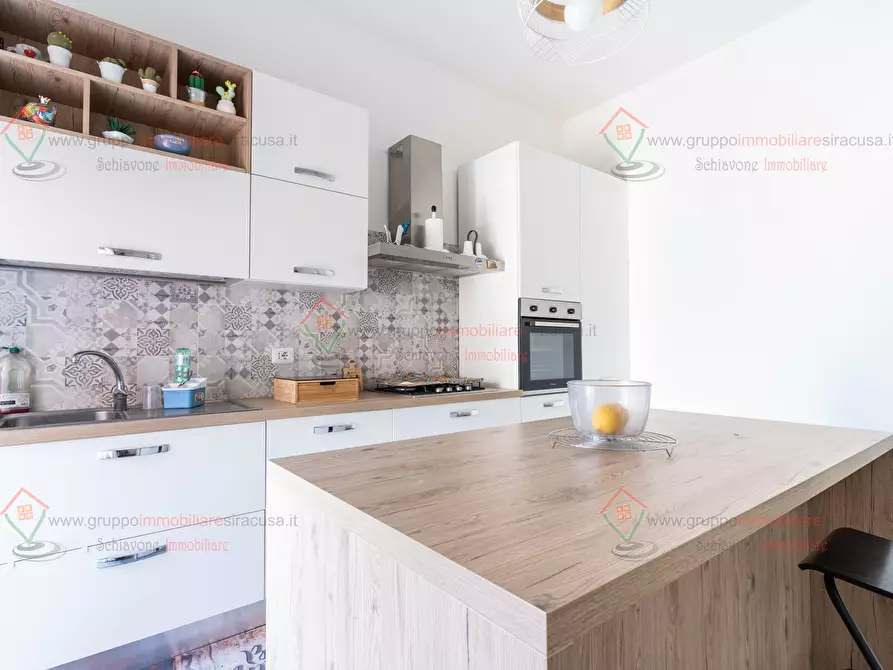 Immagine 7 di Pentalocale in vendita  a Siracusa