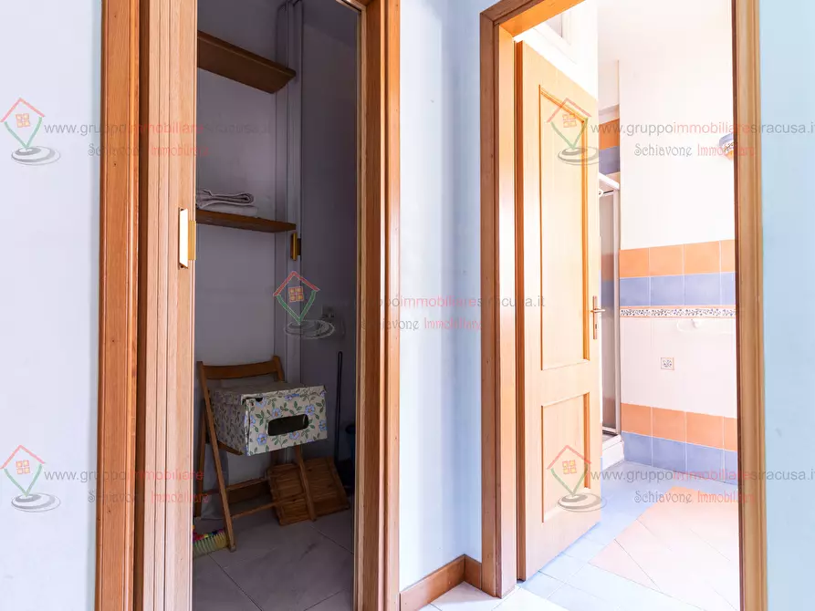 Immagine 24 di Pentalocale in vendita  a Siracusa