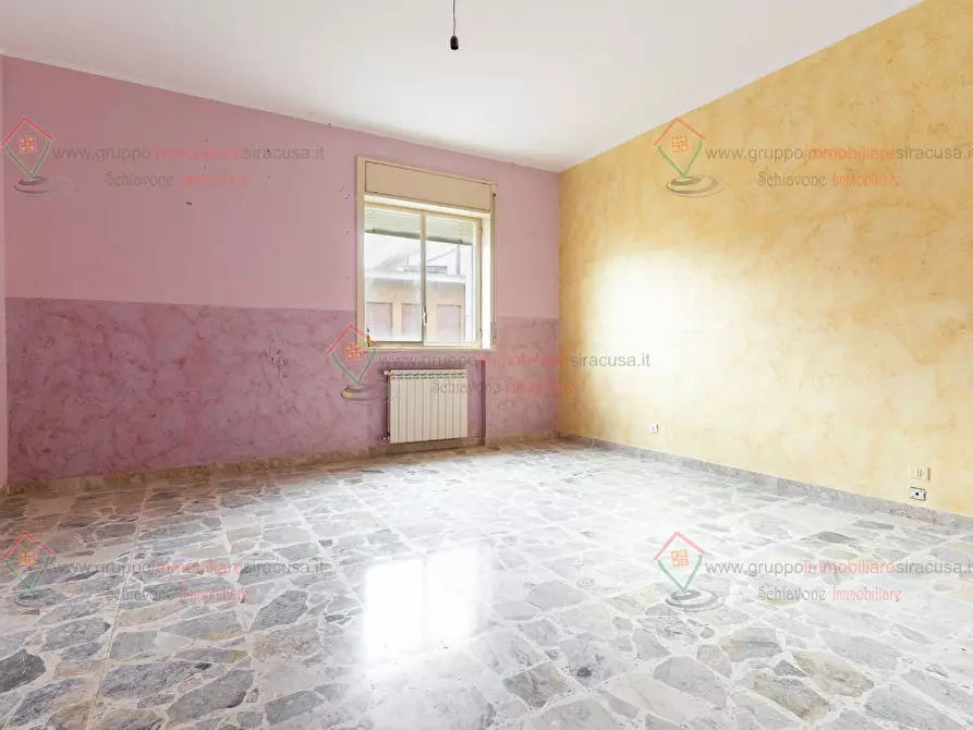 Immagine 12 di Appartamento in vendita  a Siracusa
