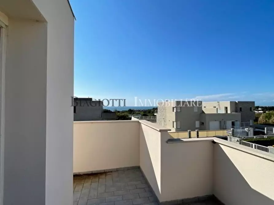 Immagine 12 di Villetta a schiera in vendita  a Livorno
