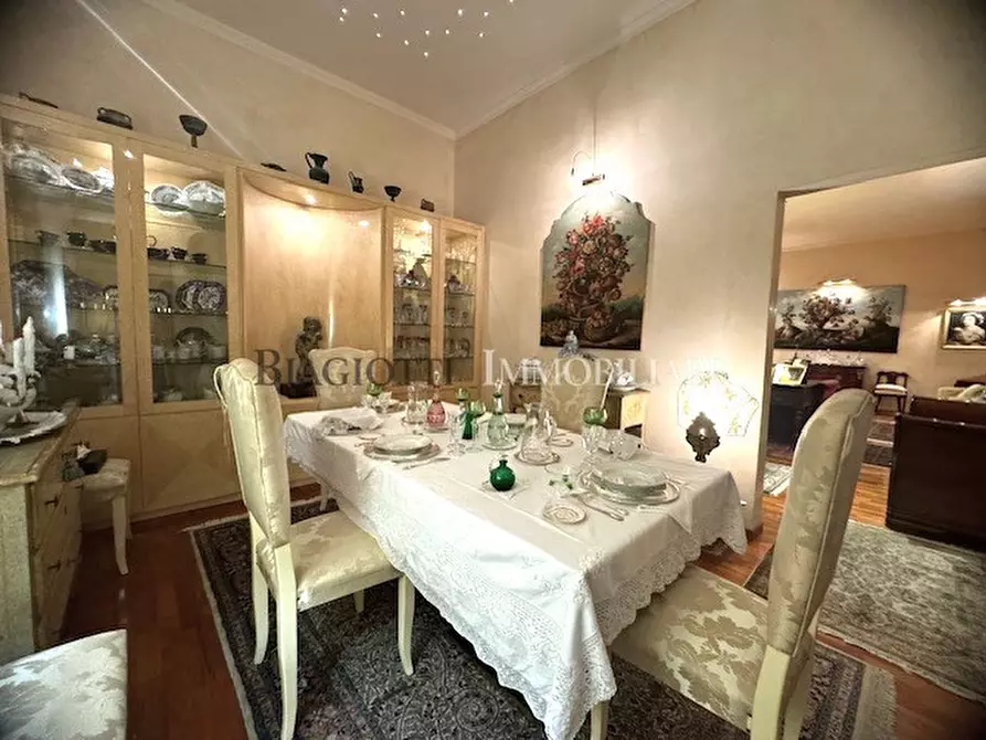 Immagine 13 di Pentalocale in vendita  in viale italia a Livorno