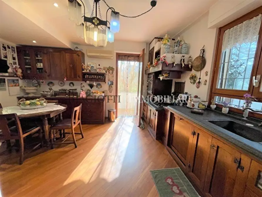 Immagine 34 di Casa semindipendente in vendita  a Livorno