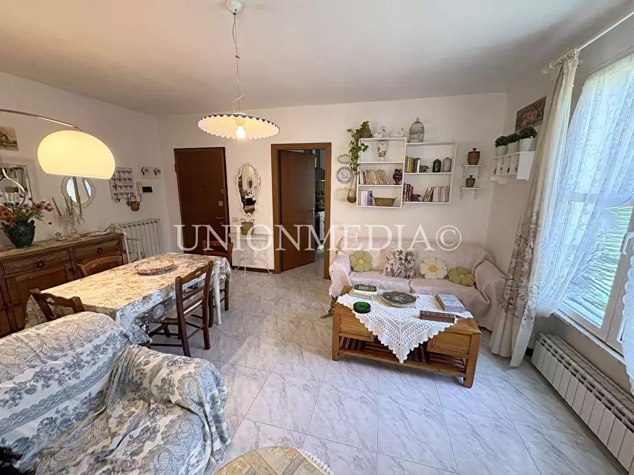 Immagine 4 di Appartamento in vendita  in Via malaspina 1 a Fosdinovo