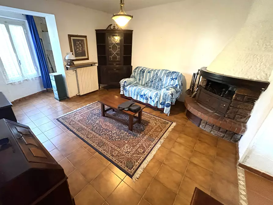 Immagine 4 di Casa semindipendente in vendita  in Via C. A. Fabbricotti a Ameglia