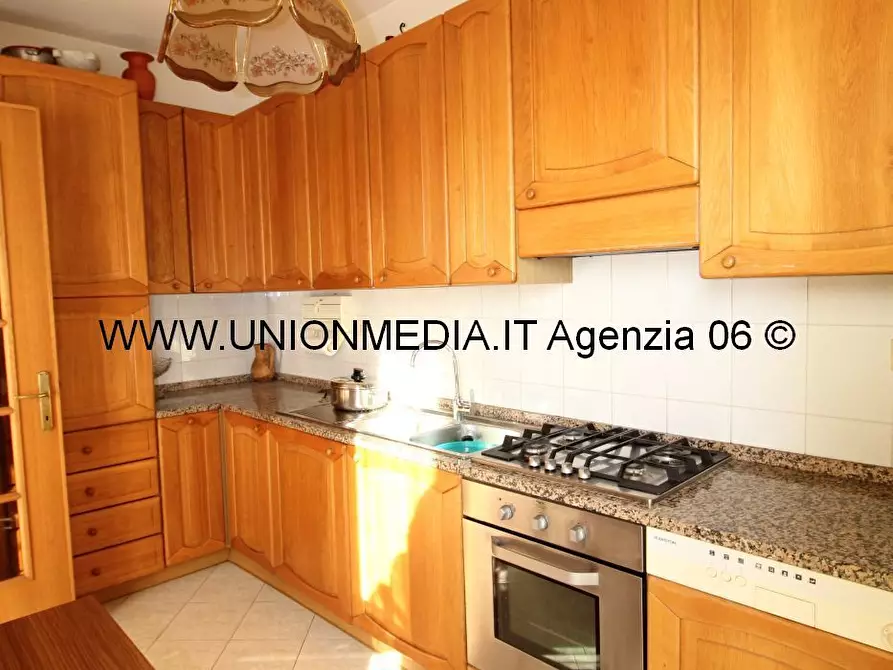 Immagine 2 di Appartamento in vendita  a Ameglia
