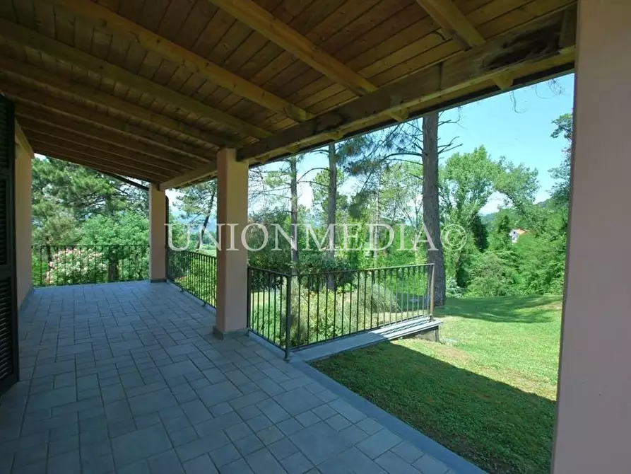 Immagine 5 di Villa in vendita  in Via cappuccini a Sarzana