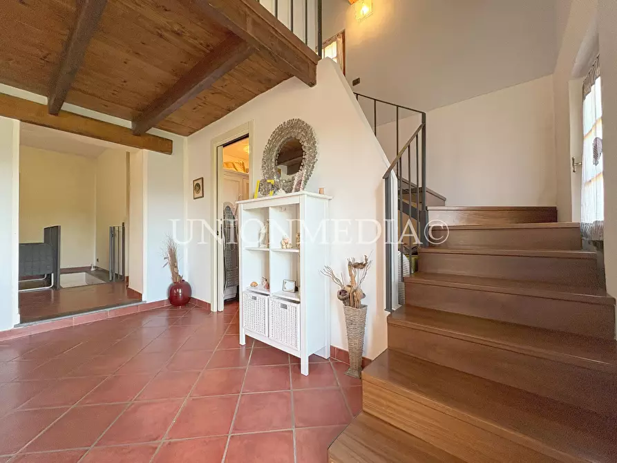 Immagine 17 di Villa in vendita  in Viale Vittorio Alfieri a Fosdinovo