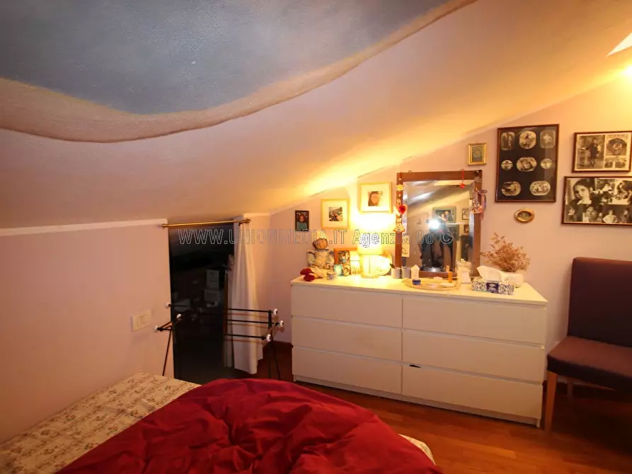 Immagine 23 di Casa indipendente in vendita  a Sarzana