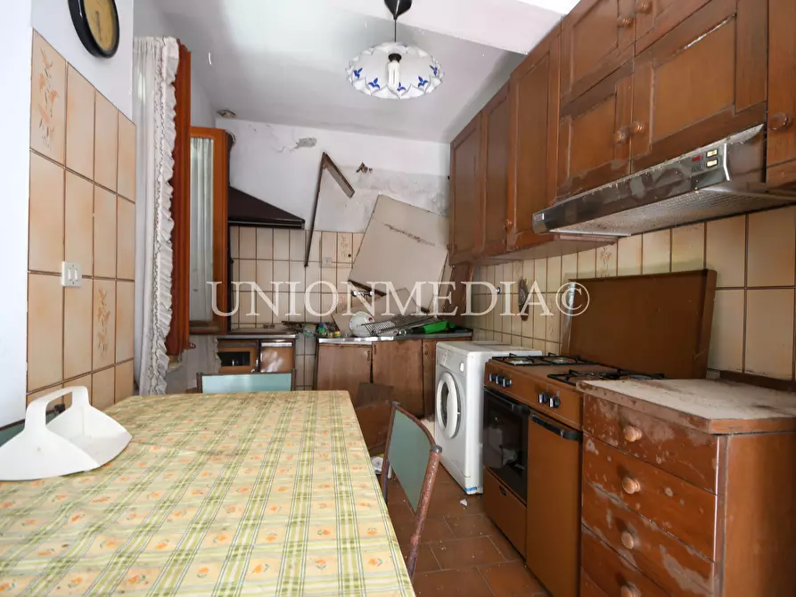 Immagine 31 di Casa bifamiliare in vendita  in via dei molini a Sarzana