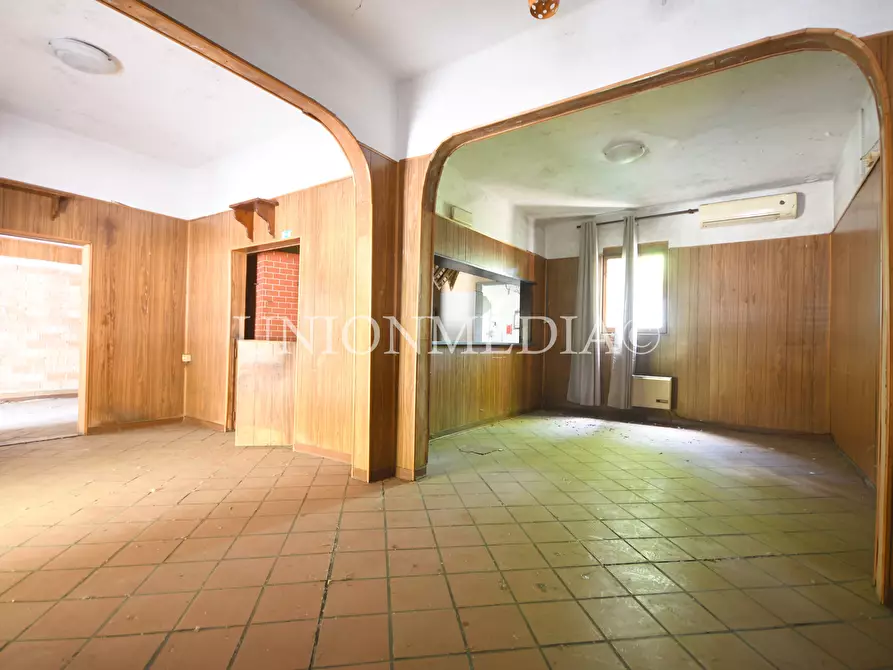 Immagine 11 di Locale commerciale in vendita  in Via Provinciale a Arcola