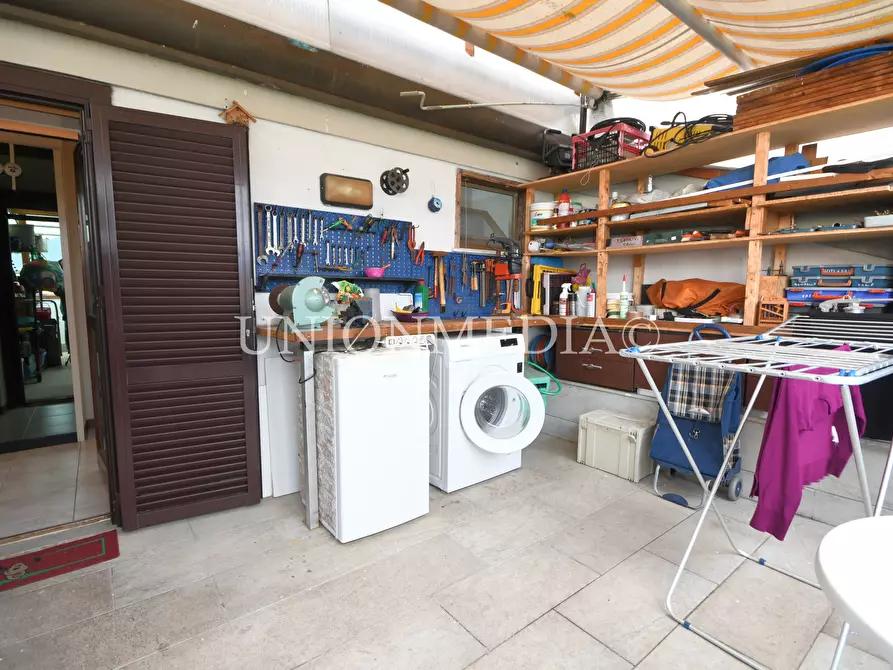 Immagine 13 di Appartamento in vendita  in Via togliatti a Ortonovo