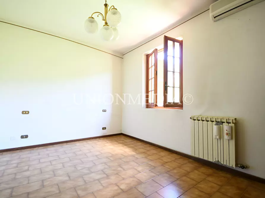 Immagine 22 di Casa indipendente in vendita  a Sarzana