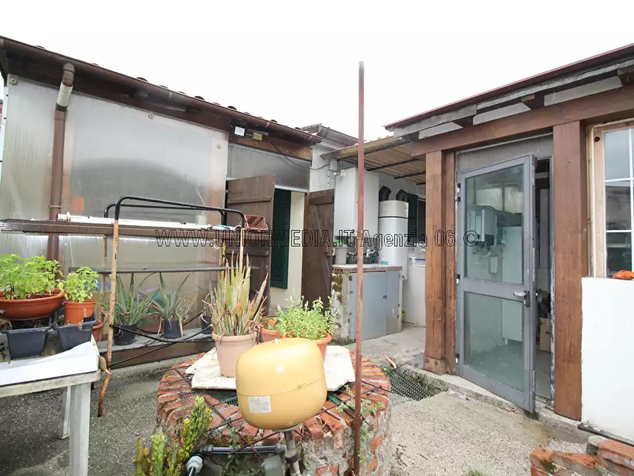 Immagine 23 di Casa indipendente in vendita  a Ortonovo