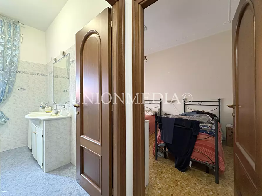 Immagine 13 di Appartamento in vendita  in Via porta parma 12 a Sarzana