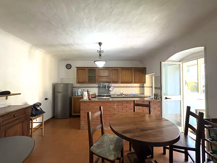 Immagine 8 di Casa semindipendente in vendita  in Via C. A. Fabbricotti a Ameglia