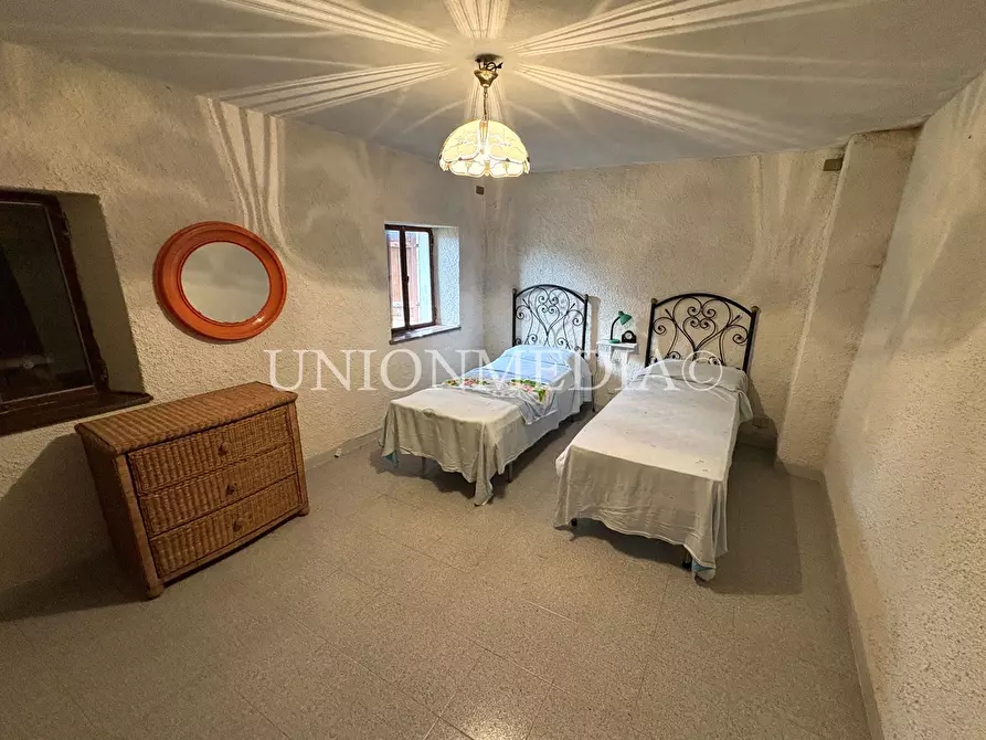 Immagine 13 di Rustico / casale in vendita  in Via Carignano a Fosdinovo