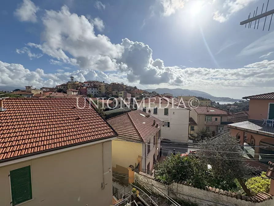 Immagine 29 di Porzione di casa in vendita  in Via Umberto Biancamano 88 a La Spezia