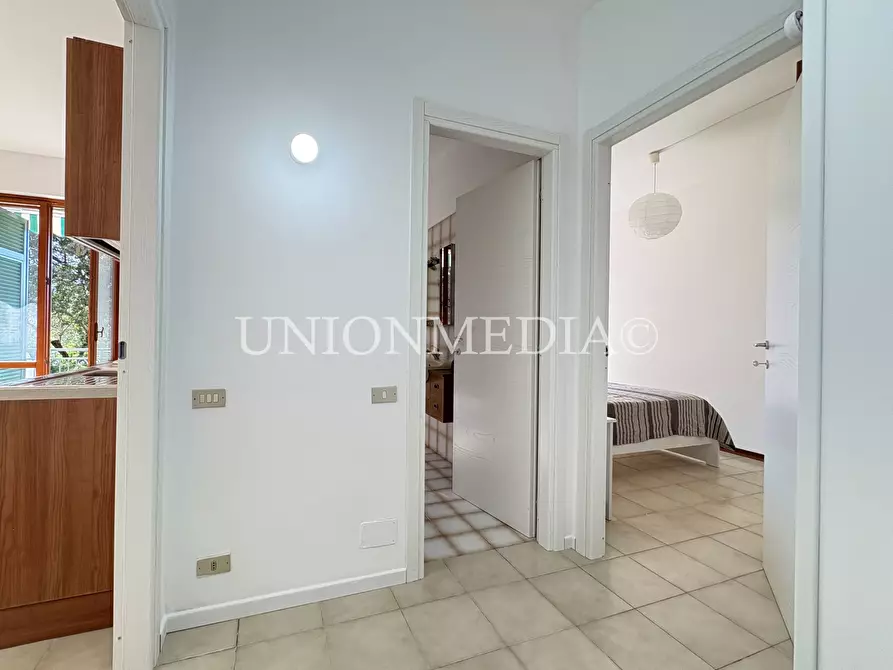 Immagine 6 di Appartamento in vendita  in Via sarzanello a Sarzana