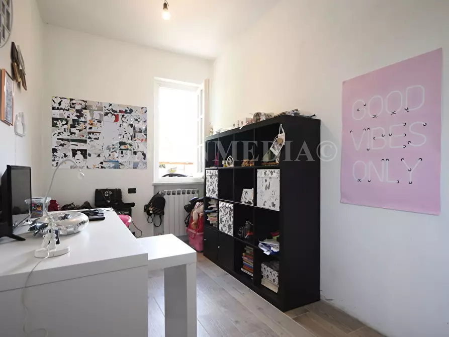 Immagine 16 di Casa semindipendente in vendita  in via triboli a Sarzana