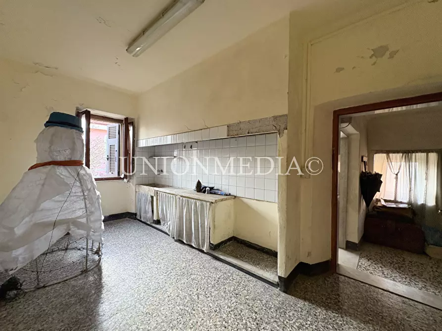 Immagine 24 di Casa semindipendente in vendita  in Via Provinciale a Castelnuovo Magra