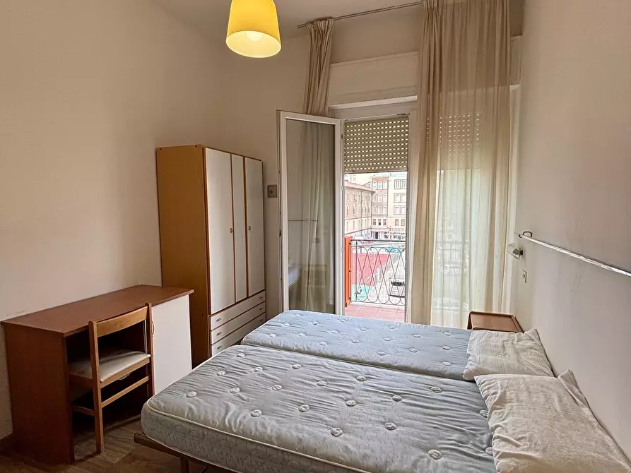 Immagine 3 di Palazzo in vendita  in Viale Don Giovanni Bosco 21 a Rimini