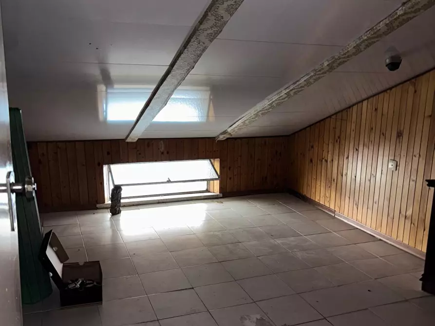 Immagine 21 di Quadrilocale in vendita  in Via Monte San Michele 11 a Rimini