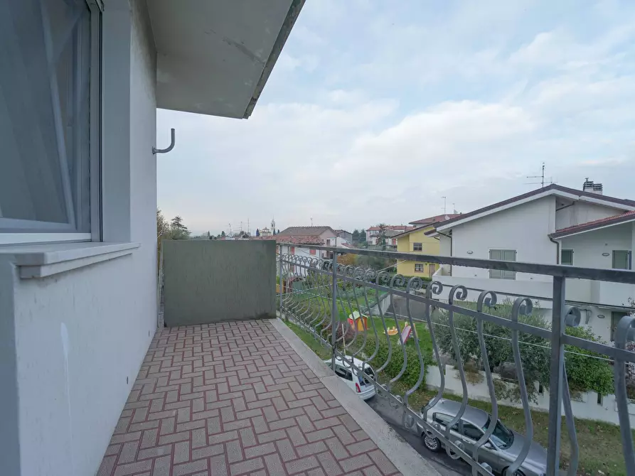 Immagine 17 di Quadrilocale in vendita  in Via Bottone 21 a Santarcangelo Di Romagna