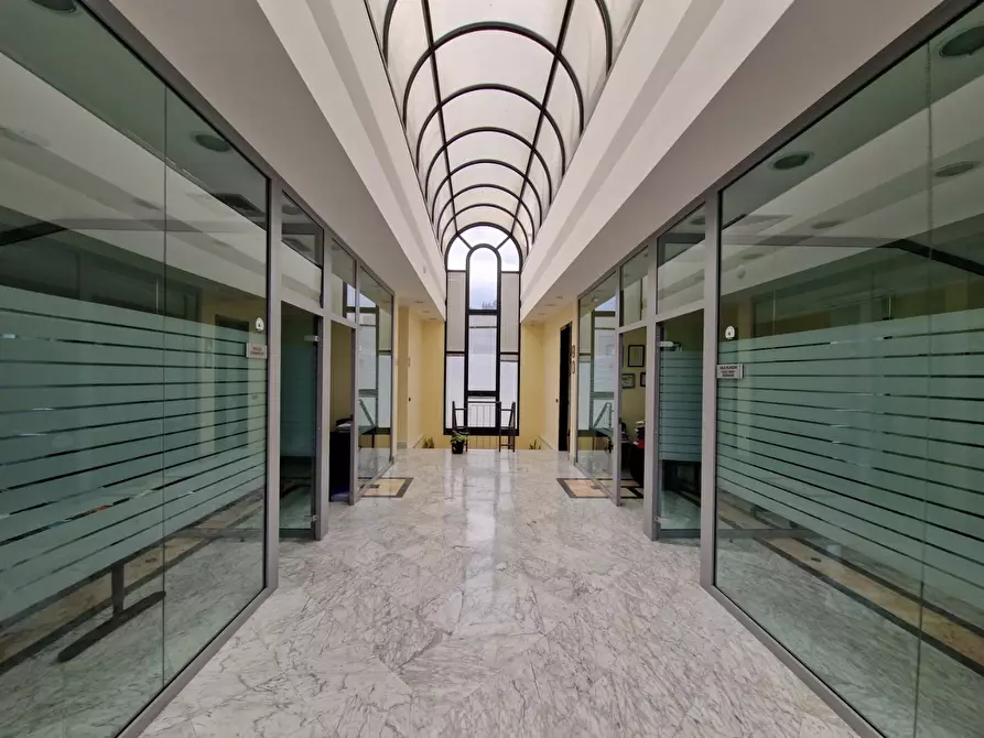 Immagine 13 di Ufficio in vendita  in Via per Poviglio 16 a Reggio Nell'emilia