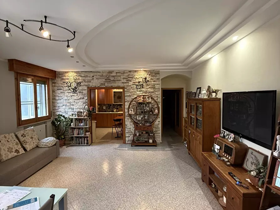 Immagine 5 di Pentalocale in vendita  in Piazza Fratelli Rosselli a Santarcangelo Di Romagna