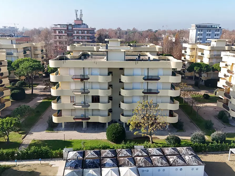 Immagine 26 di Trilocale in vendita  in Via Montello a Cesenatico