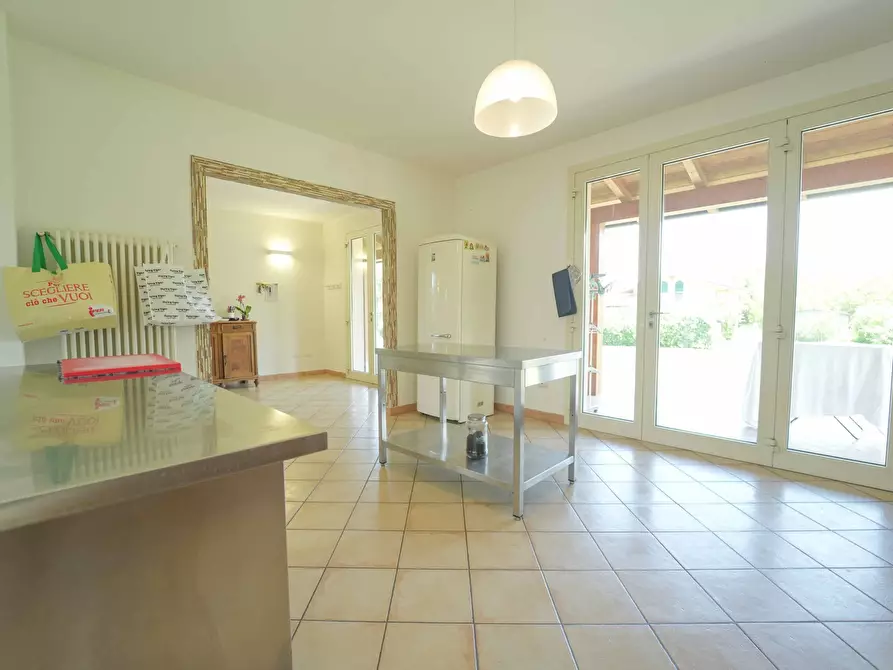 Immagine 11 di Villa in vendita  in Via Giuseppe Garibaldi a Bellaria-Igea Marina