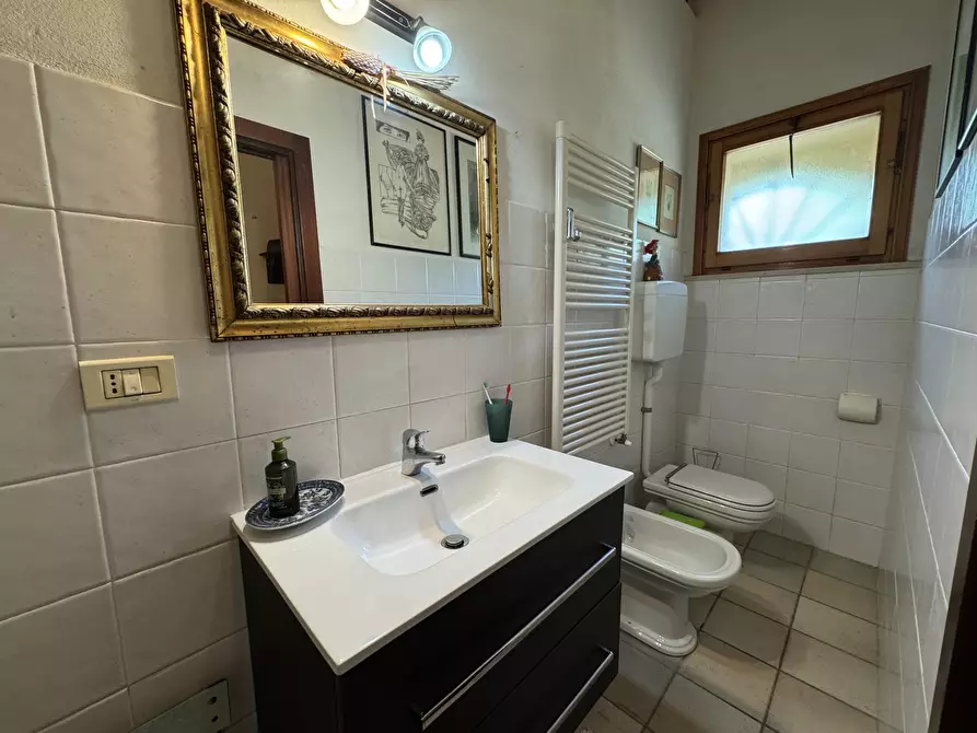 Immagine 25 di Porzione di casa in vendita  in Via Moreta a Coriano