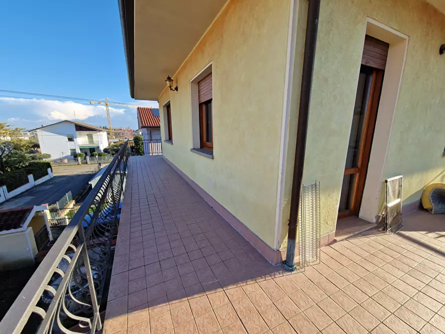 Immagine 7 di Casa bifamiliare in vendita  in Via Riccione a Santarcangelo Di Romagna