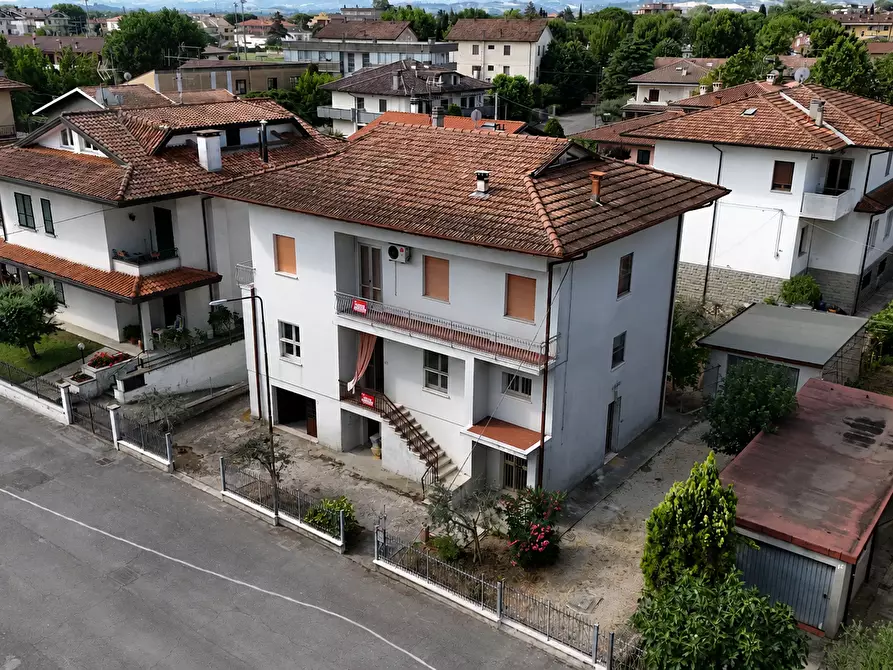 Immagine 2 di Casa bifamiliare in vendita  in Via Venezia 4 a Savignano Sul Rubicone