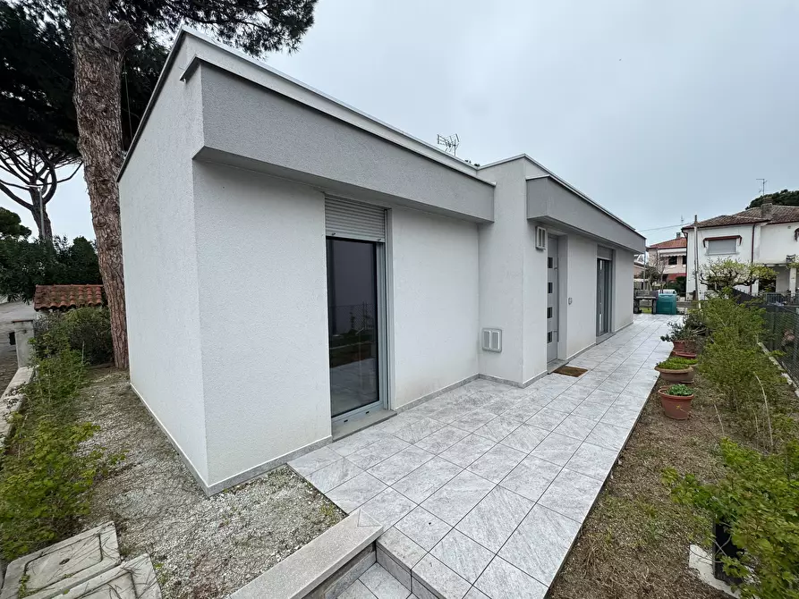 Immagine 29 di Casa indipendente in vendita  in Via Galileo Galilei 1B a Cervia