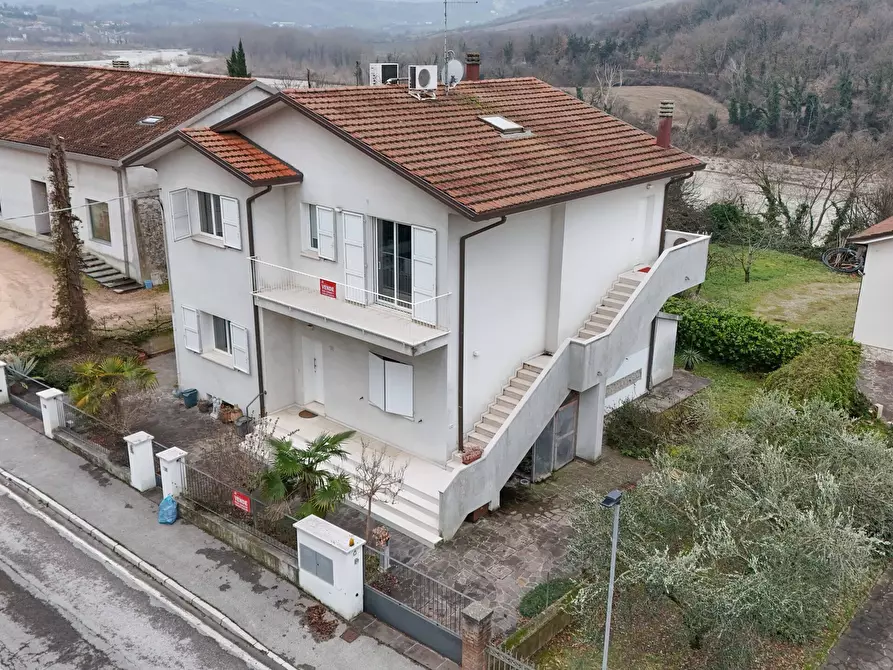 Immagine 2 di Casa bifamiliare in vendita  a Verucchio