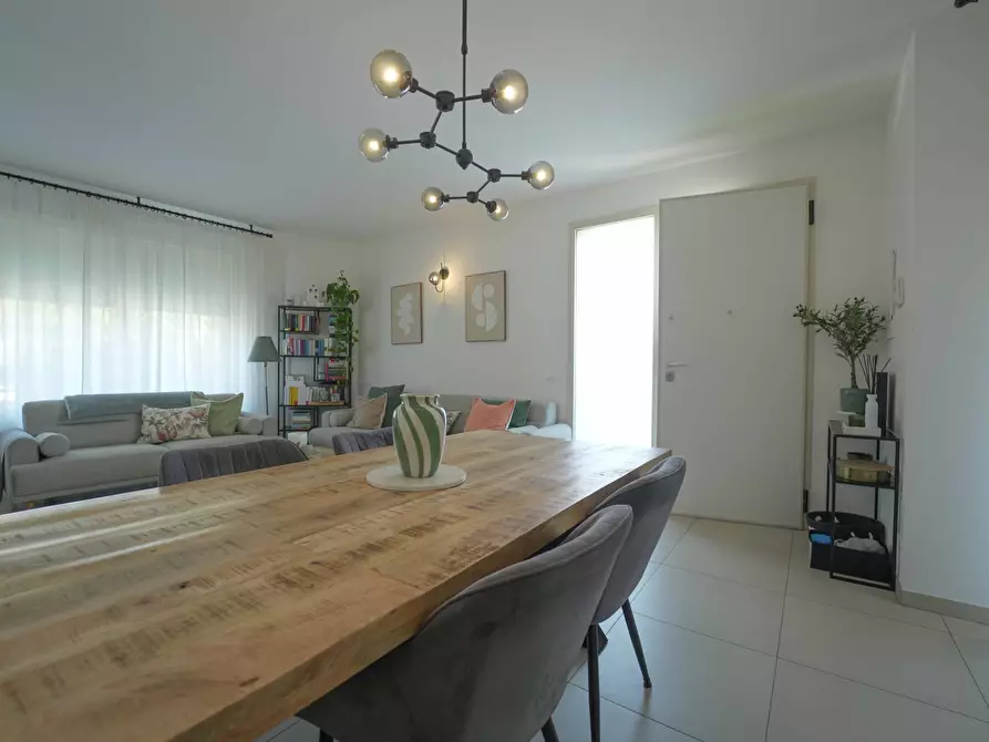 Immagine 10 di Villetta a schiera in vendita  a Rimini