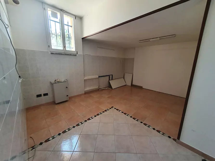 Immagine 38 di Villa in vendita  in dalla chiesa a Santarcangelo Di Romagna