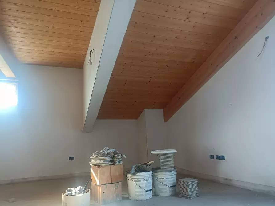 Immagine 15 di Casa bifamiliare in vendita  a Rimini