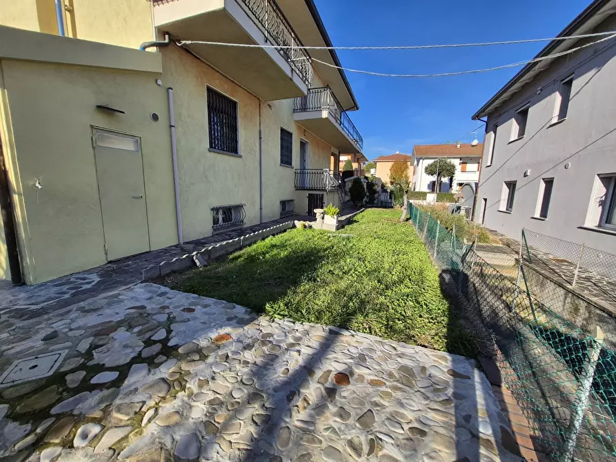 Immagine 16 di Villetta a schiera in vendita  in Via riccione a Santarcangelo Di Romagna