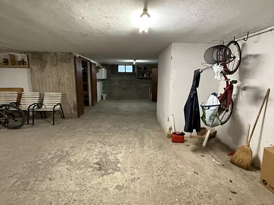 Immagine 65 di Pentalocale in vendita  in Via Busca 115 a Santarcangelo Di Romagna