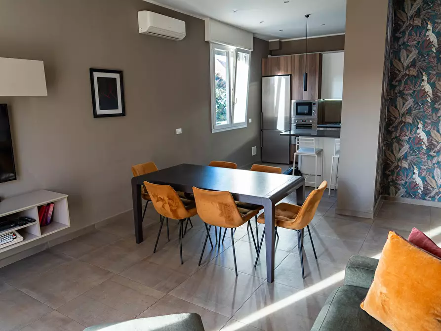 Immagine 7 di Quadrilocale in vendita  in Viale San Gottardo a Rimini