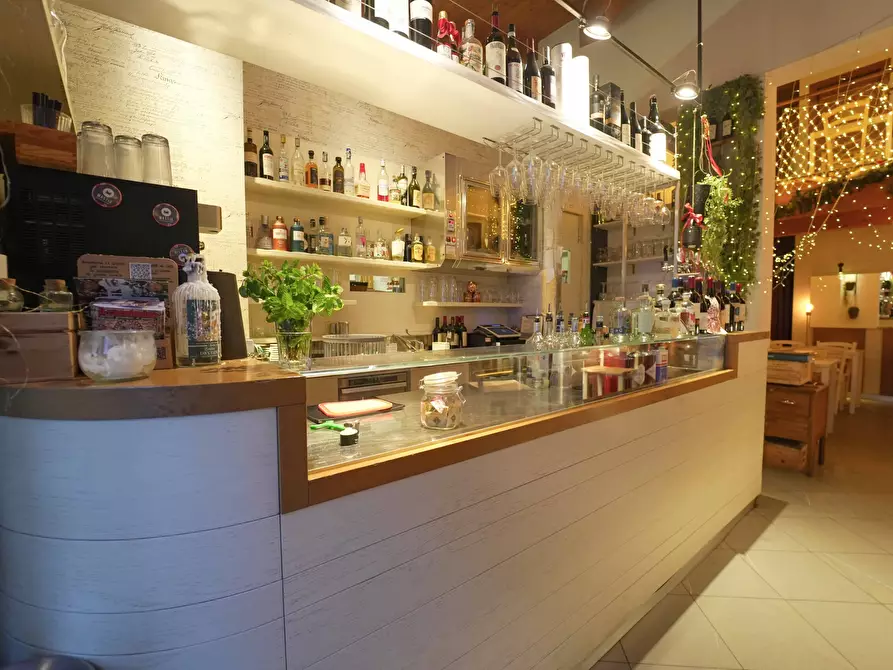 Immagine 19 di Bar / Ristorante in vendita  in Via Cesare Battisti 23 a Santarcangelo Di Romagna