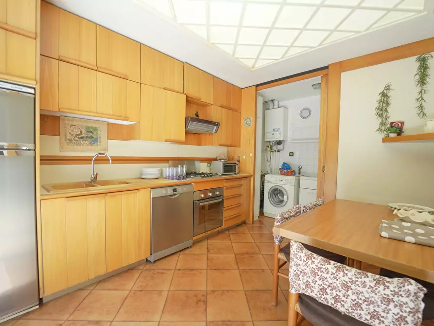 Immagine 6 di Quadrilocale in vendita  in Viale Dante 7 a Riccione