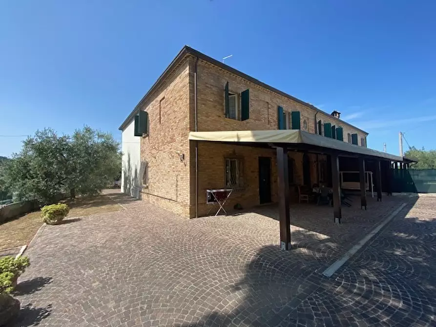 Immagine 27 di Rustico / casale in vendita  in Via Sant'Andrea in Villis a Fano