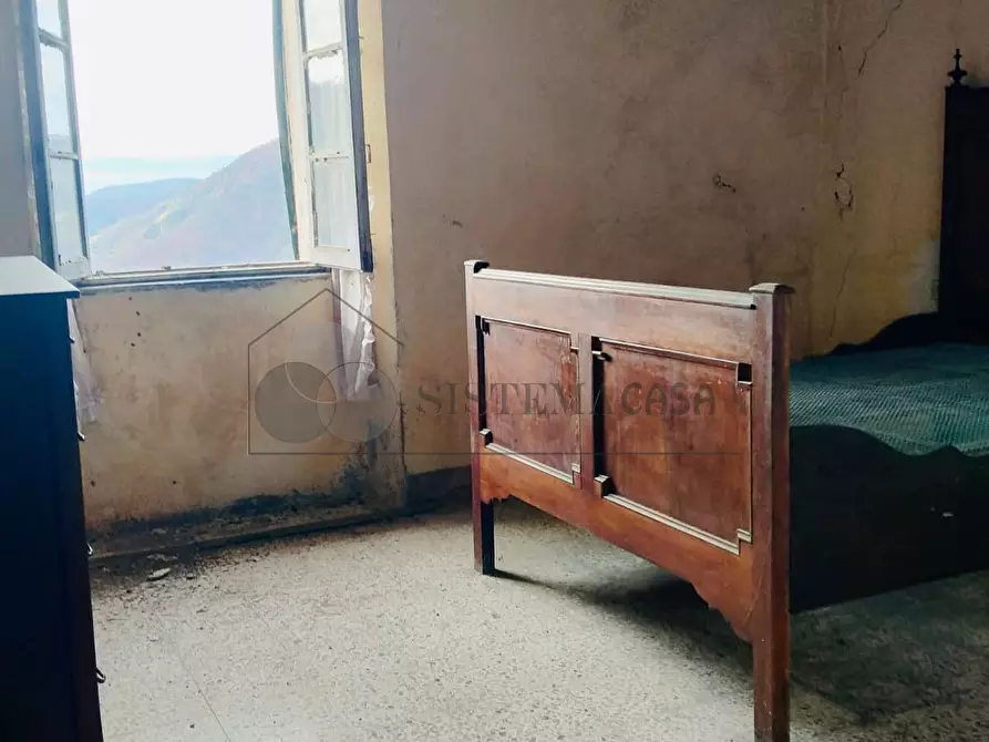 Immagine 14 di Rustico / casale in vendita  in Loc. Le Cassonare snc a Calice Al Cornoviglio