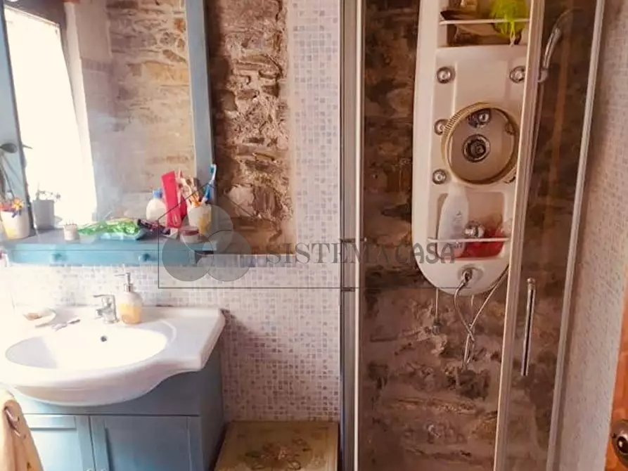 Immagine 17 di Casa semindipendente in vendita  in Via Debeduse 10 a Calice Al Cornoviglio