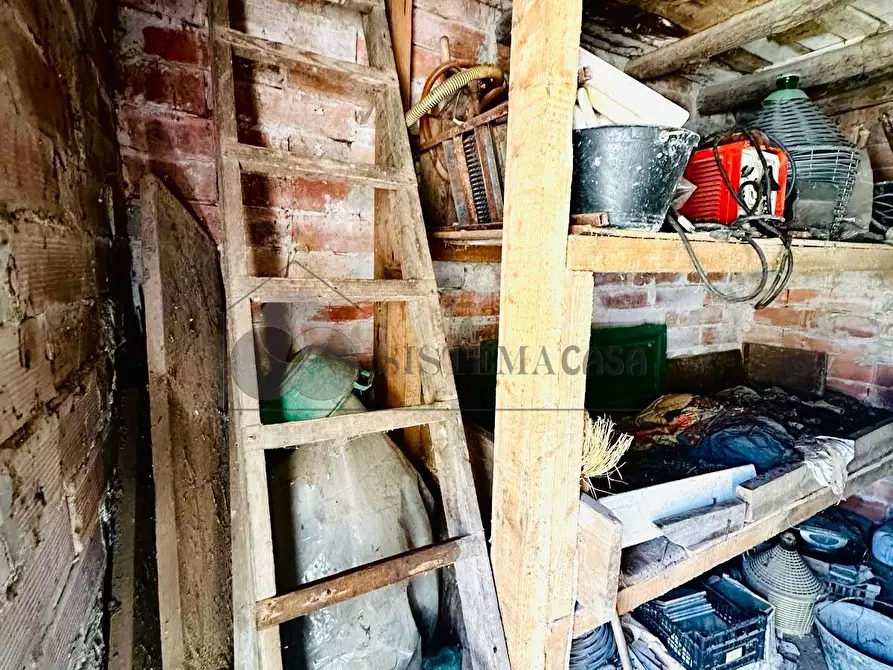 Immagine 11 di Porzione di casa in vendita  a Follo