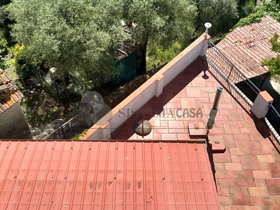 Immagine 46 di Villa in vendita  in Via Fratelli Aristide e Alduino Castellini 8 a Vezzano Ligure