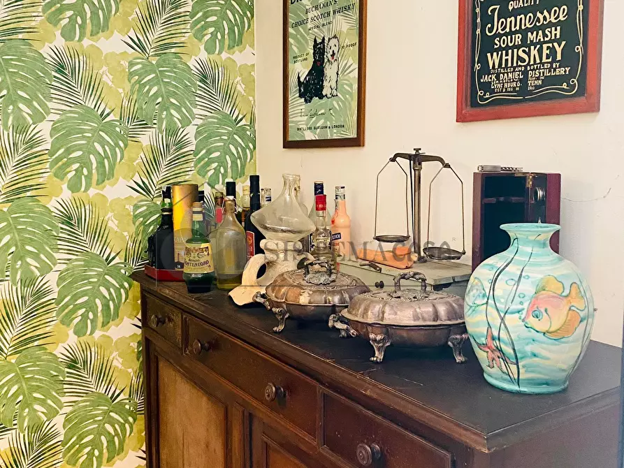 Immagine 43 di Villa in vendita  a Castelnuovo Magra